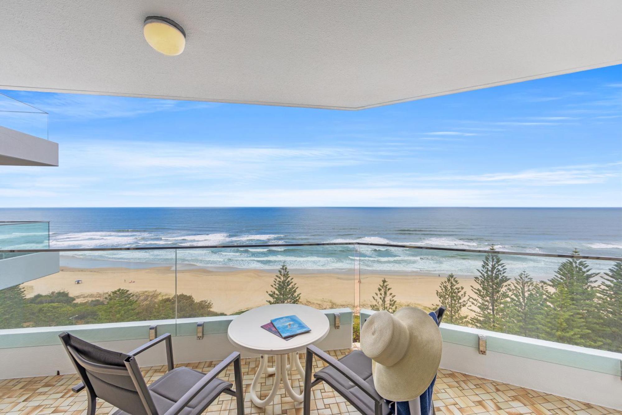 Southern Cross Beachfront 4*